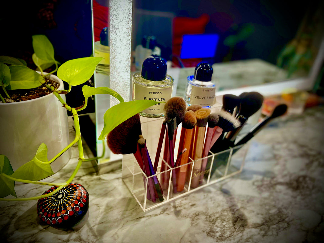 Rose Gold Acrylic Makeup Organizer, Vanity Makeup Organizer, Bathroom –  Sonnycosmetics